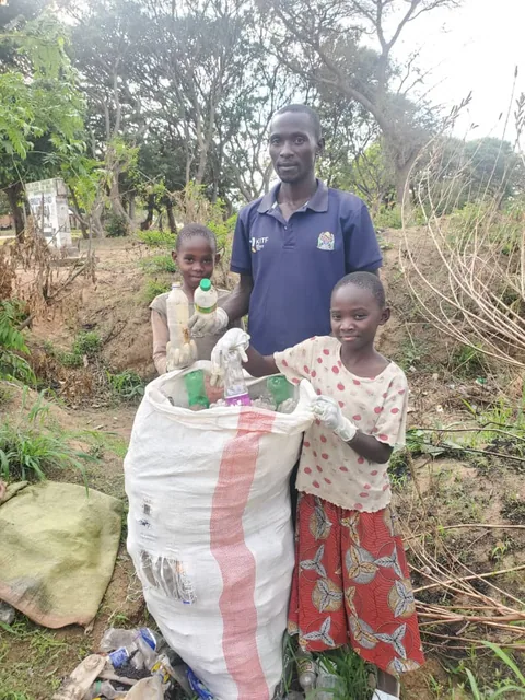 Save the Planet field photograph, Njombe, Tanzania